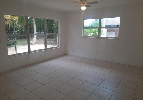 454 13th Dr, Boca Raton, FL 33486-3224