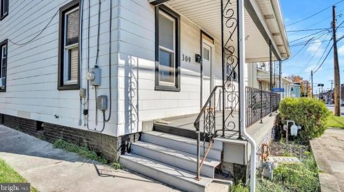 309 High St, Hanover PA  17331-2302 exterior