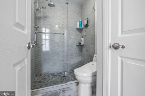 2214 Denbeigh Dr, Jamison PA 18929-1446 exterior