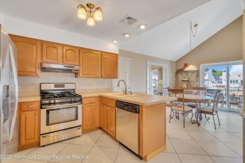 80 Storm Jib Ct, Berkeley Township NJ 08721-1417 exterior