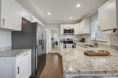 309 Crest Ave, Tampa FL 33614-6709 exterior