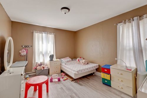 18 Lafayette St, Worcester MA 01608-2131 exterior