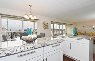 1740 Melrose Ave, Seattle WA  98122-2024 exterior