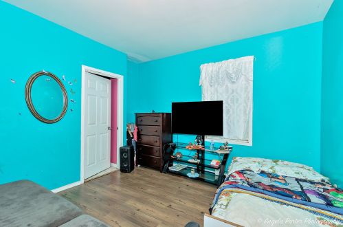 806 Lenox Ave, Waukegan IL 60085-7438 exterior