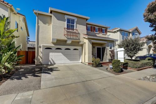 2993 Bolla Ct, San Jose, CA 95124-1557