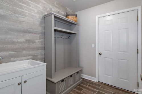 4014 Shenandoah Dr, Bull Valley IL 60012-1712 exterior