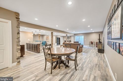 110 Pichelman Rd, Limerick PA 19468-2735 exterior