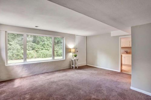 661 Old Norcross Tucker Rd, Tucker GA 30084-1622 exterior