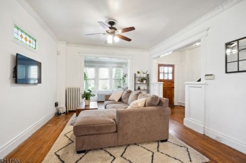 25 Princeton St, Maplewood NJ  07040-3527 exterior