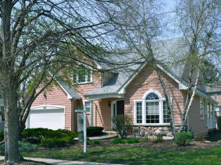 1388 Cranbrook Cir, Aurora IL  60502-1303 exterior