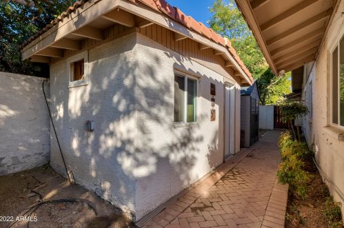 16002 6 Pl, Phoenix AZ 85024-1000 exterior