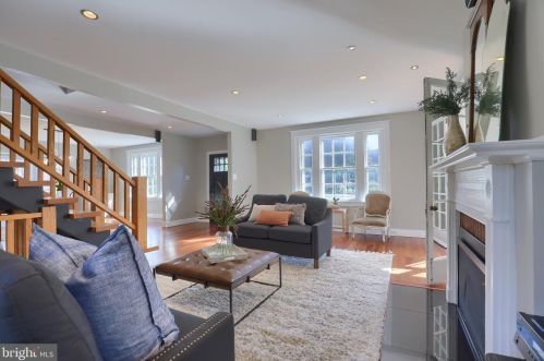 1297 Wheatland Ave, Lancaster PA 17603-4520 exterior