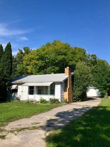 6132 Loud Dr, Au Sable, MI 48750-9678