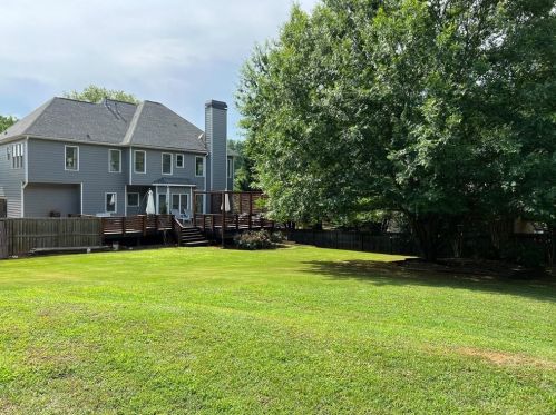 8690 Stone Riv Dr, Gainesville GA 30506-4854 exterior