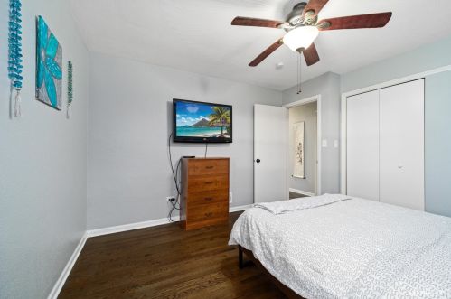 1300 Hosmer, Joliet IL 60435-4007 exterior