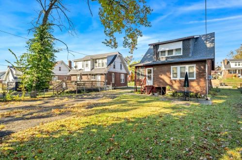 3550 Pne Grv Ave, Saint Louis MO 63121-5445 exterior