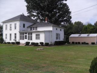 15010 Haber Rd, Vermilion, OH 44089-1211