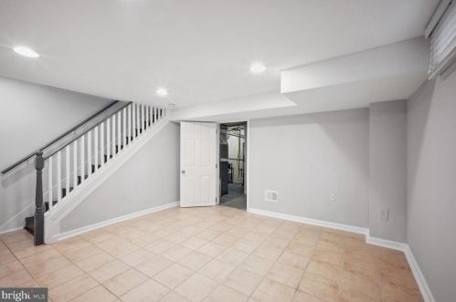 2836 Fairhaven Ave, Alexandria VA  22303-2209 exterior