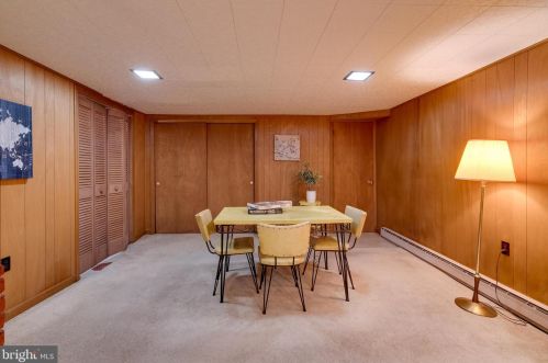 823 Helen Ave, Lancaster PA 17601-4508 exterior