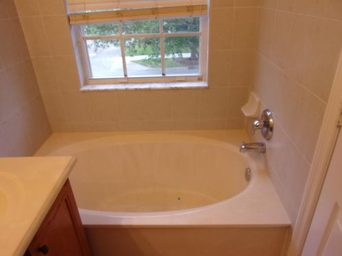 2082 Eatonville Dr, Fort Pierce FL 34952-8003 exterior