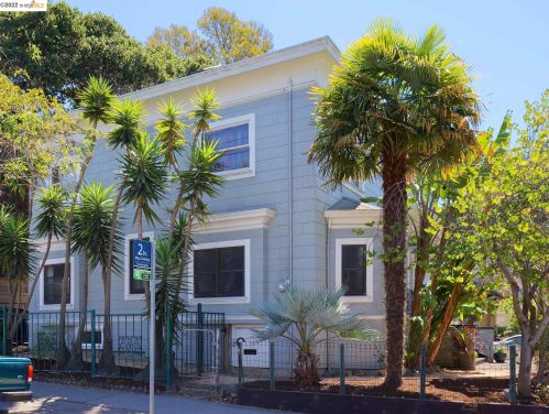 2503 Regent St, Berkeley CA 94705-2111 exterior