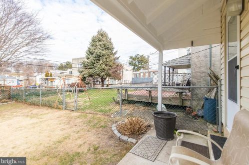 430 Leverington Ave, Philadelphia PA 19128-3315 exterior