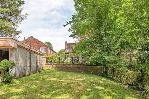 165 Anita Ave, Pittsburgh PA  15217-2522 exterior