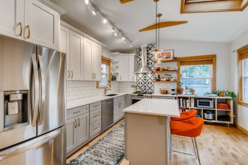 2333 Lawndale Ave, Chicago IL 60803-4221 exterior