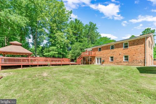 1070 Carson Dr, Huntingtown MD 20639-9507 exterior