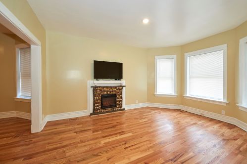 6707 Peoria St, Chicago IL  60621-1821 exterior