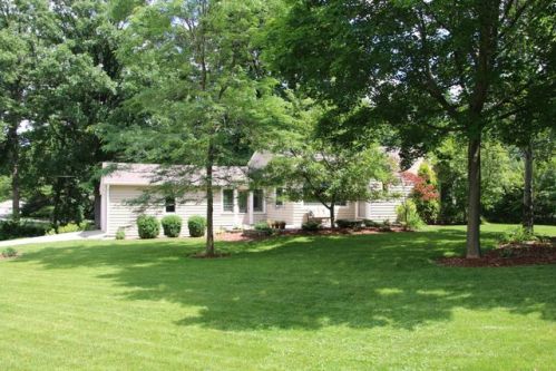 1434 124, Milwaukee WI  53226-2910 exterior