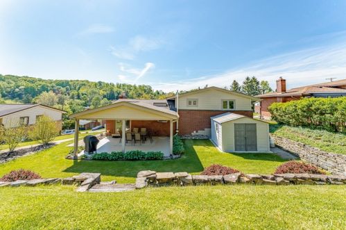 424 Arbor Ln, Pittsburgh, PA 15236-4127