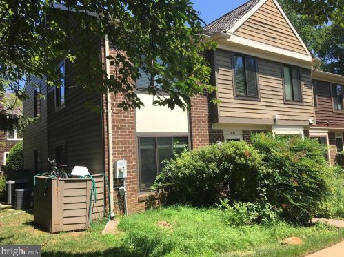 10741 Gloxinia Dr, Rockville, MD 20852-3404