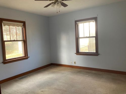 4982 Mattis Rd, Saint Louis MO 63128-2708 exterior