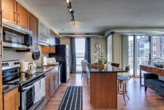 101 10th St, Saint Paul MN  55101-2541 exterior