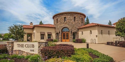 1413 Haddington Dr, Folsom CA 95630-5311 exterior