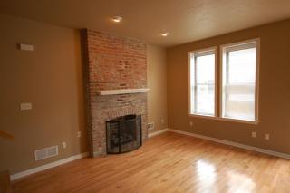 5823 Pierce St, Pittsburgh PA  15232-1719 exterior