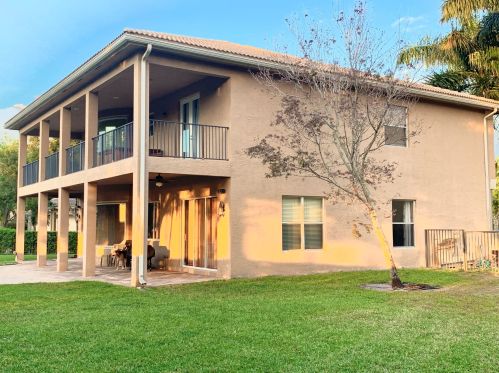 11032 Brandywine Lk Way, Boynton Beach FL 33473-4889 exterior