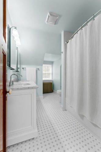 5325 Wilkins Ave, Pittsburgh PA  15217-1022 exterior