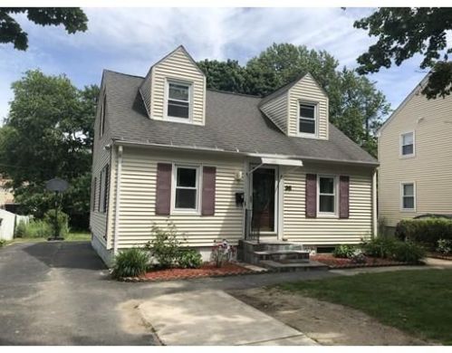 35 Walworth St, Worcester, MA 01602-4345