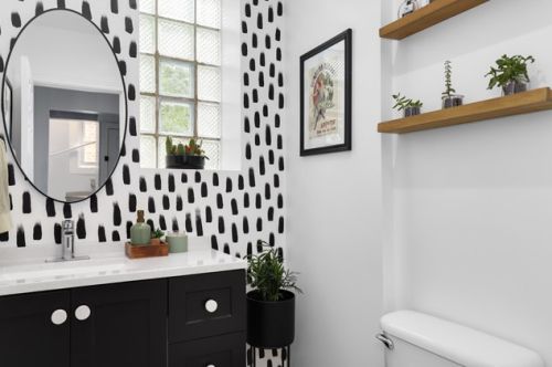 1229 32nd St, Chicago IL  60608-6318 exterior