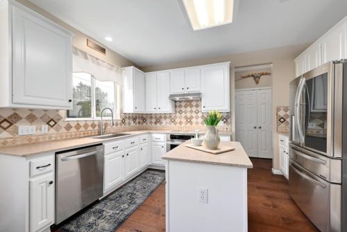 11608 Emerald Fls Dr, Austin TX 78738-5327 exterior