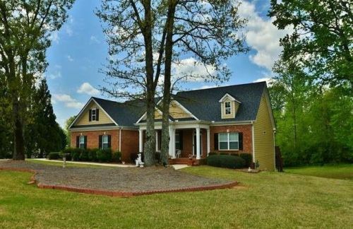 4591 Clarks Brg Rd, Gainesville GA 30506-2984 exterior