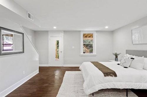 210 Friday Rd, Pittsburgh PA  15209-2110 exterior