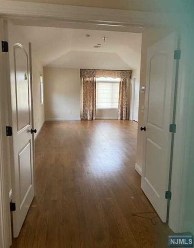 286 Tenafly Rd, Tenafly NJ 07670-2530 exterior