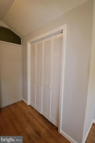 635 Parkway Ave, Trenton NJ  08618-2723 exterior