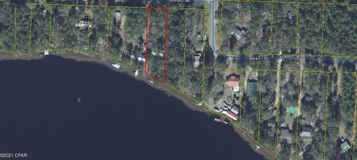 43 Squirrel Rd, Defuniak Springs, FL 32433-7679