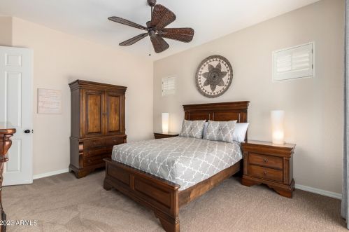 5255 Estevan Rd, Phoenix AZ 85054-7116 exterior