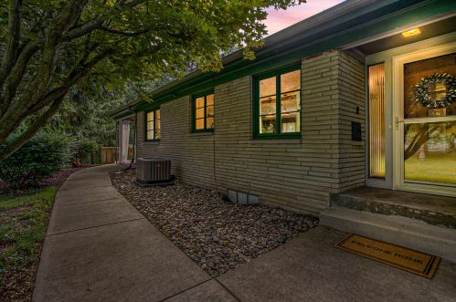 2089 9 St, Kalamazoo MI 49009-8552 exterior