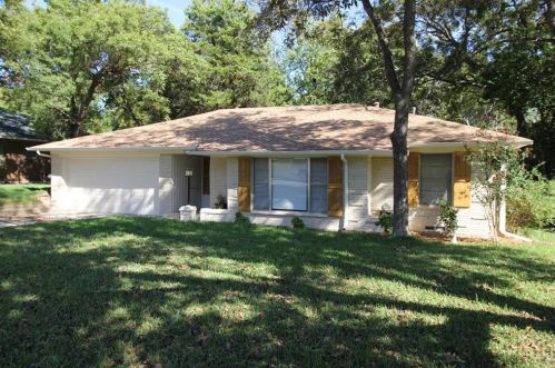 7457 Chula Vista Dr, Dallas, TX 75227-6712